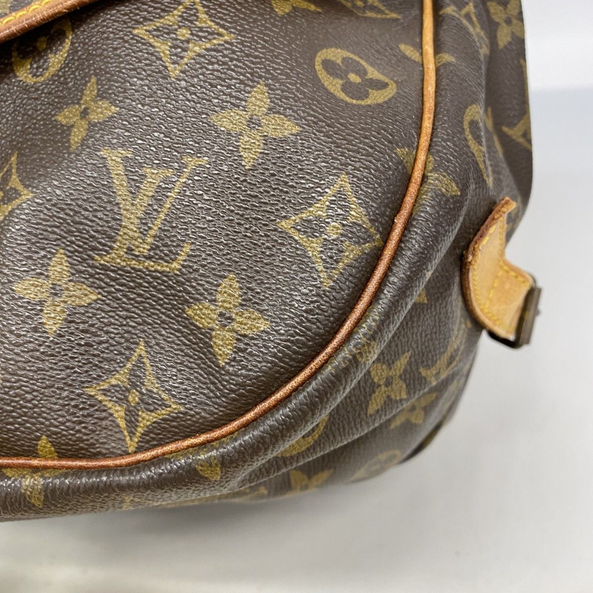 Louis Vuitton Shoulder Bag Monogram Saumur 35 Brown — view 6