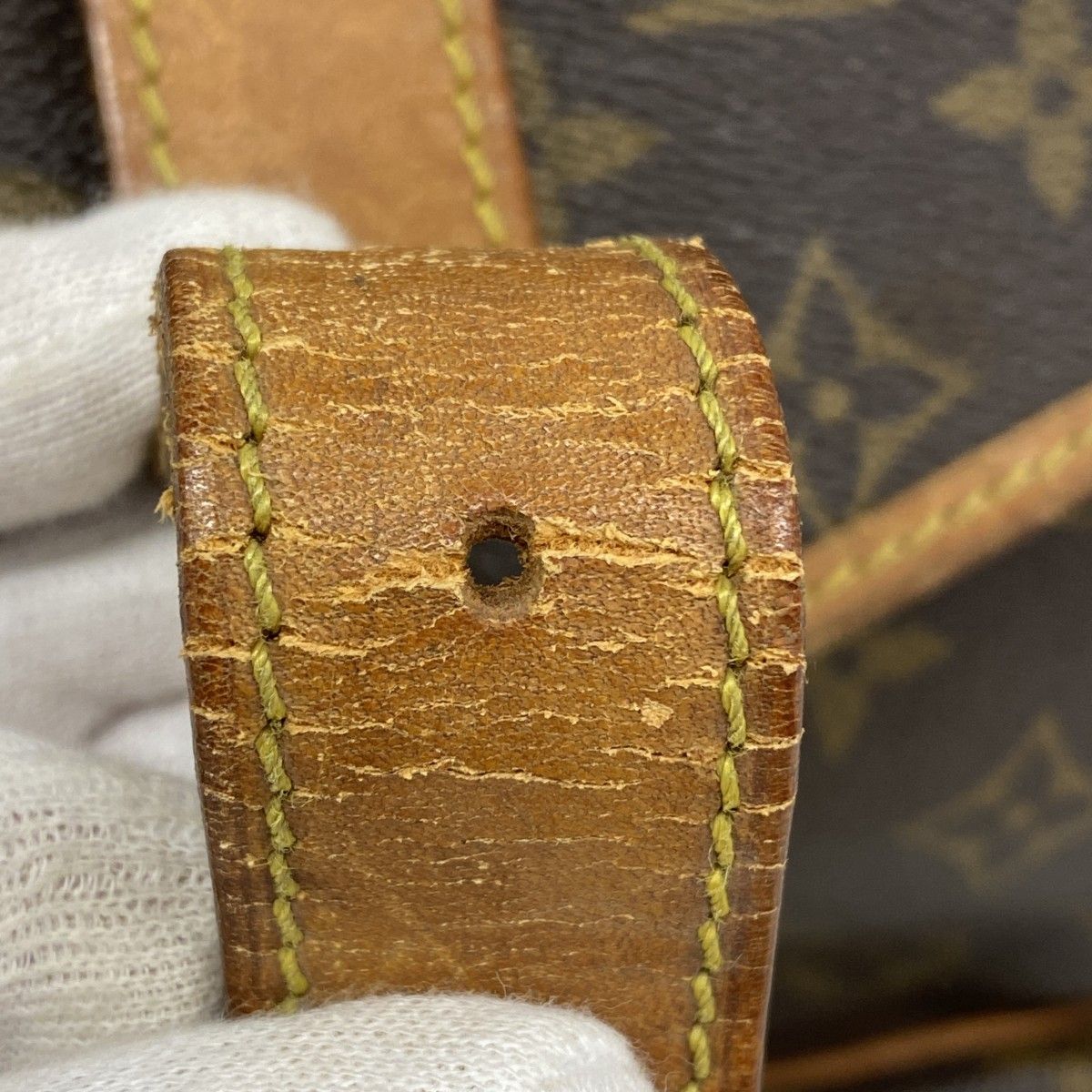 Louis Vuitton Shoulder Bag Monogram Saumur 35 Brown — view 8