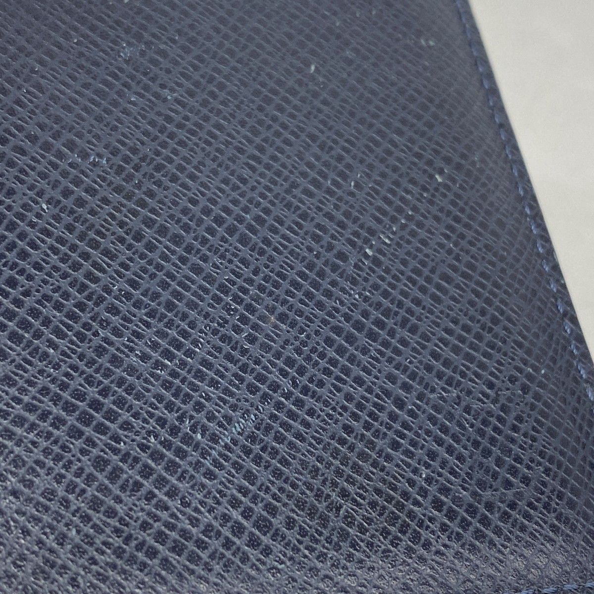 Louis Vuitton Card Case Taiga Organizer de Poche Blue — view 8