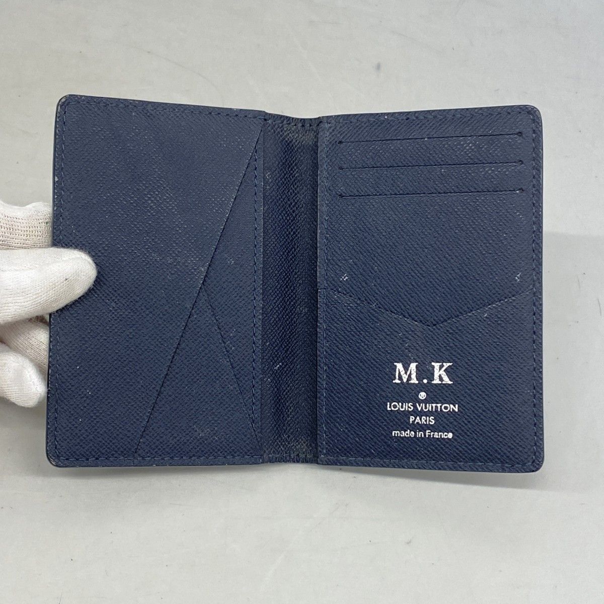 Louis Vuitton Card Case Taiga Organizer de Poche Blue — view 3