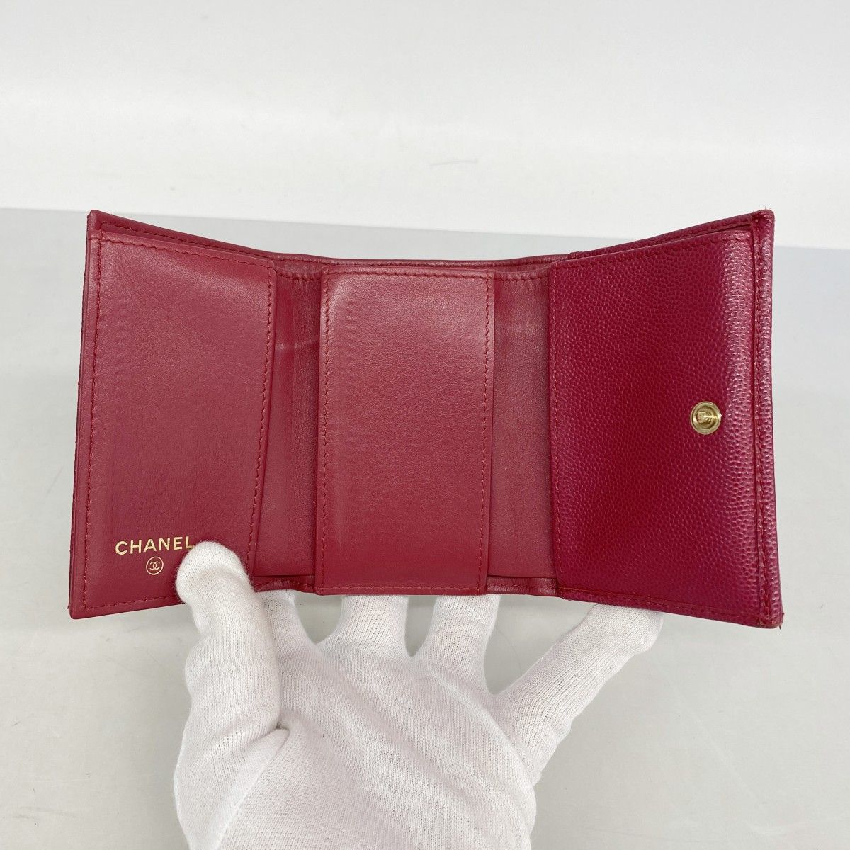 Chanel Trifold Wallet Quilted Caviar Leather Pink Gold — view 3