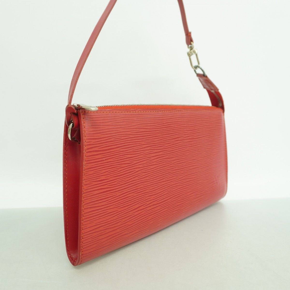 Louis Vuitton Pouch Epi Pochette Soir Castilianred — view 2