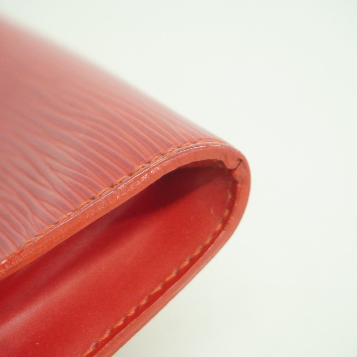 Louis Vuitton Pouch Epi Pochette Soir Castilianred — view 6