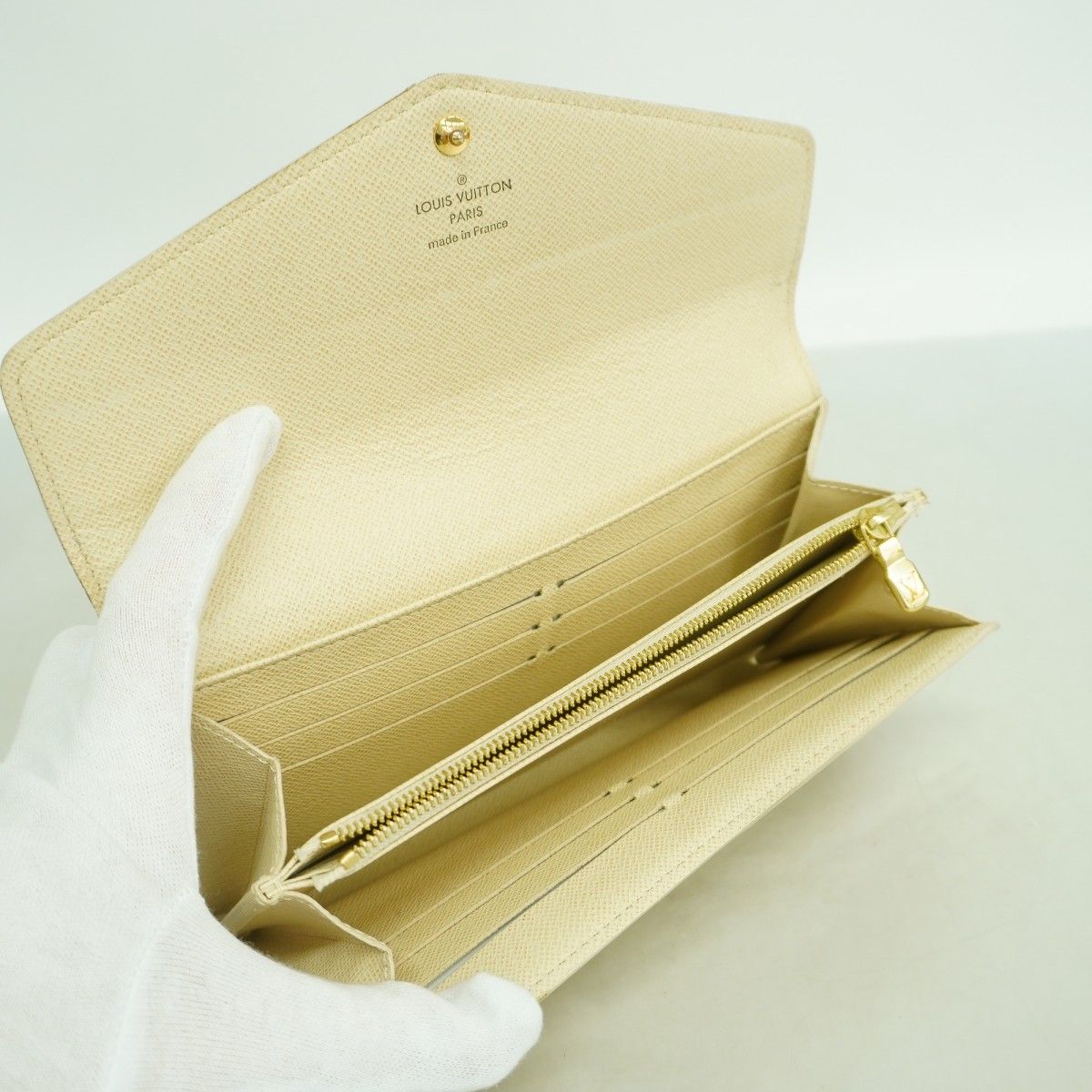 Louis Vuitton Wallet Damier Azur Portefeuille Sarah White — view 3