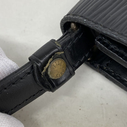Louis Vuitton Clutch Epi Pochette Series Dragonne Noir — view 8