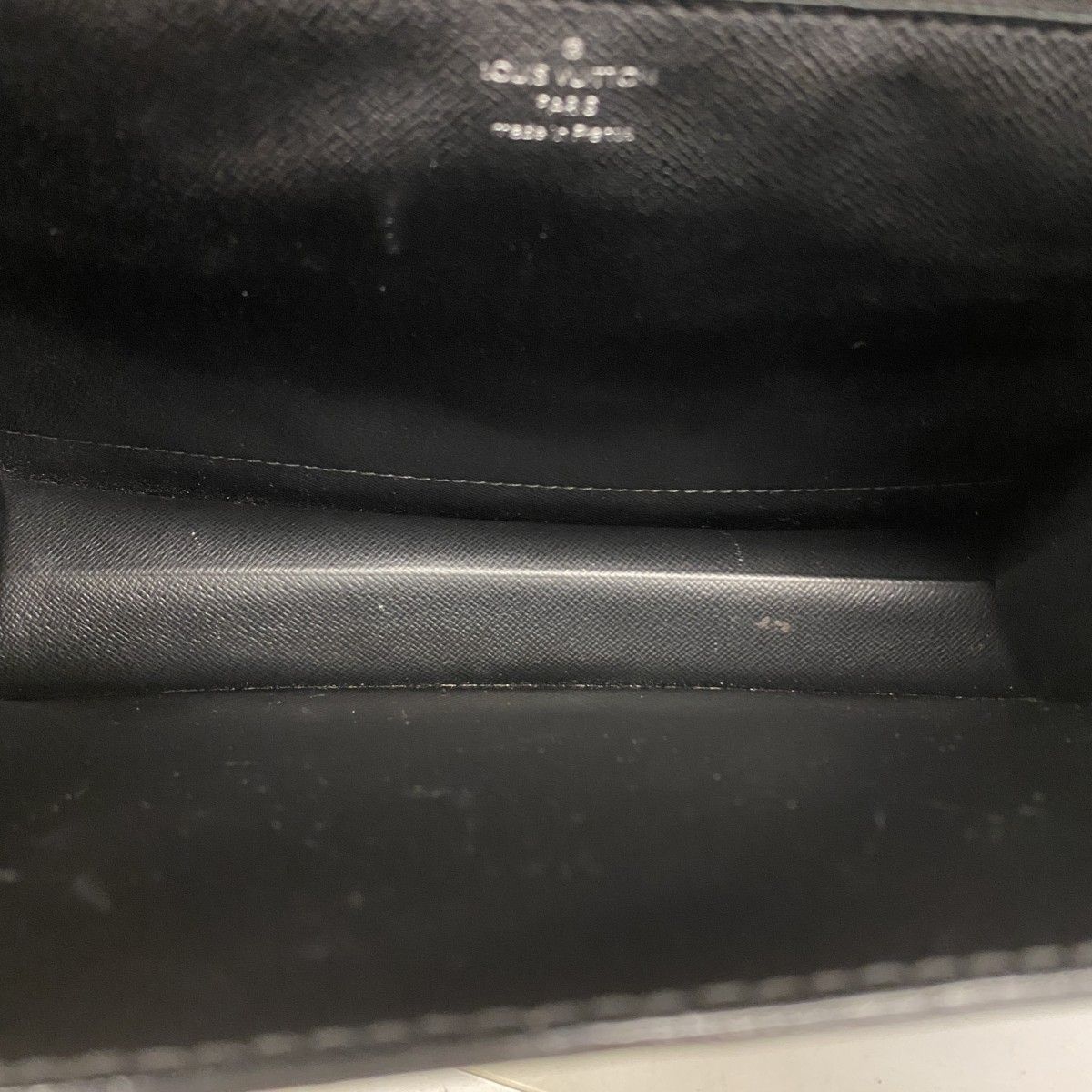 Louis Vuitton Handbag Epi Monceau 28 Noir — view 4