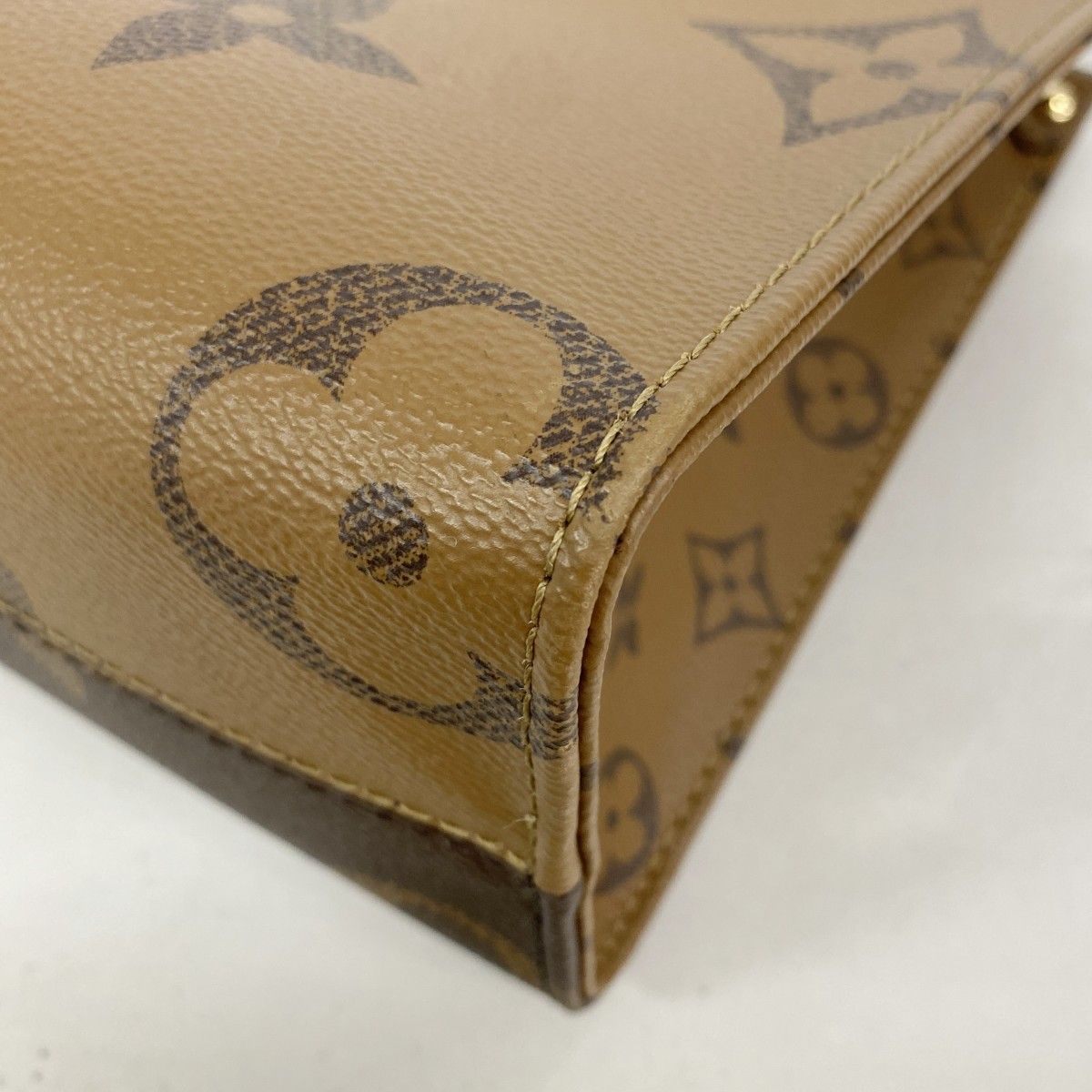 Louis Vuitton Handbag Monogram Giant Reverse On The Go PM Brown 2-Way — view 6