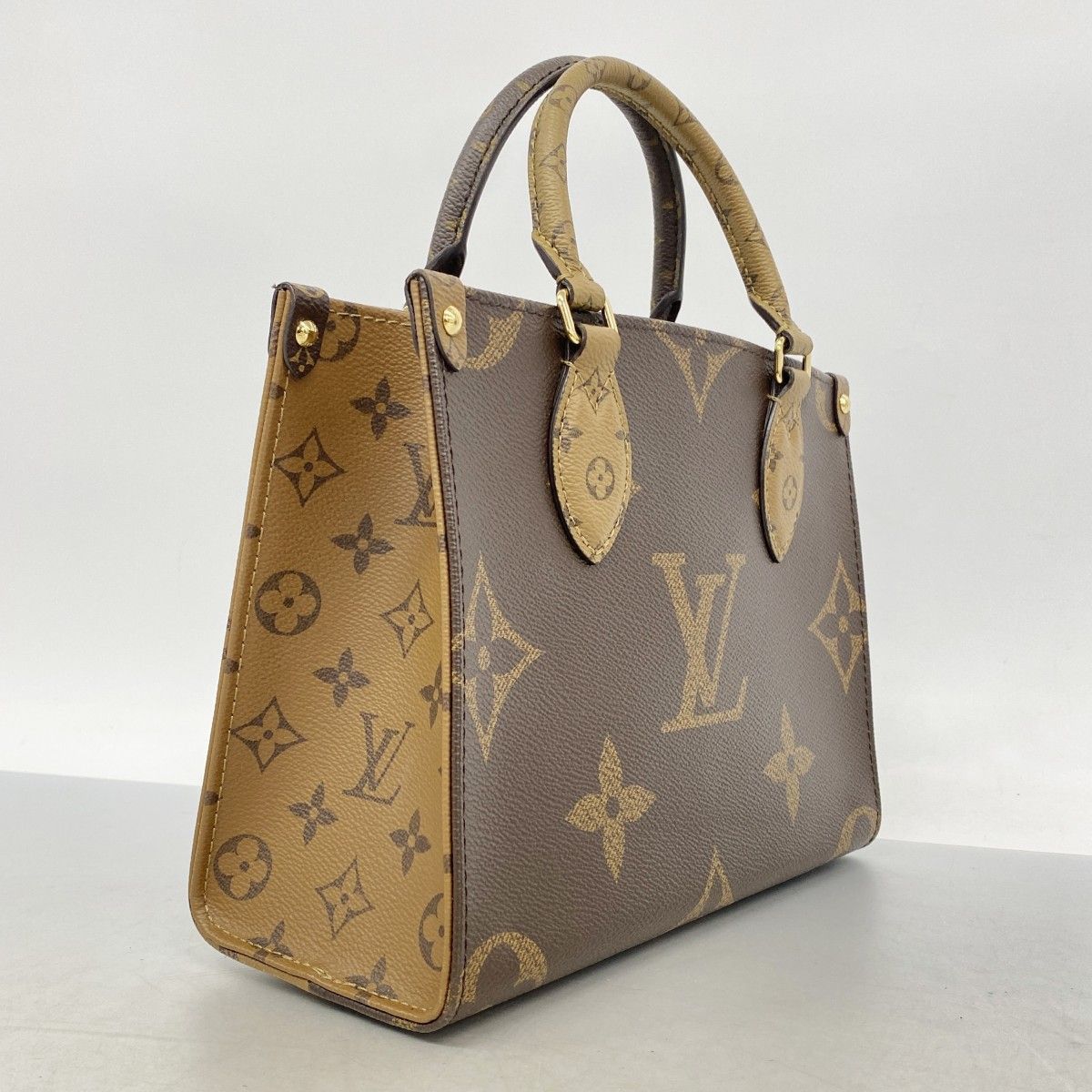 Louis Vuitton Handbag Monogram Giant Reverse On The Go PM Brown 2-Way — view 2
