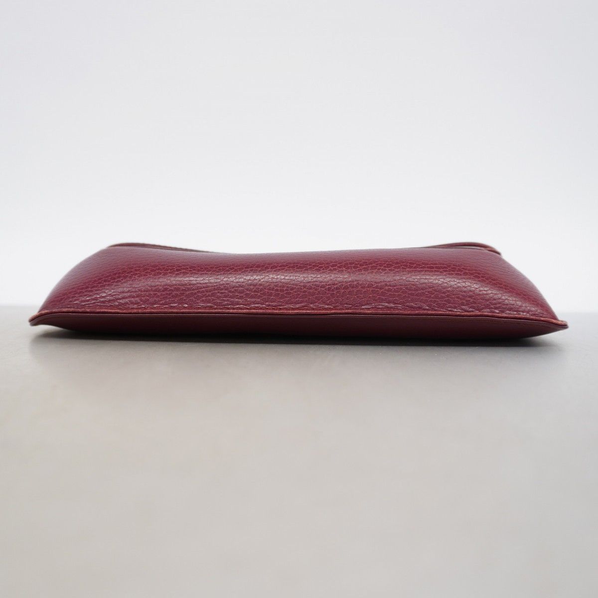 Cartier Clutch Must Leather Bordeaux Gold — view 3