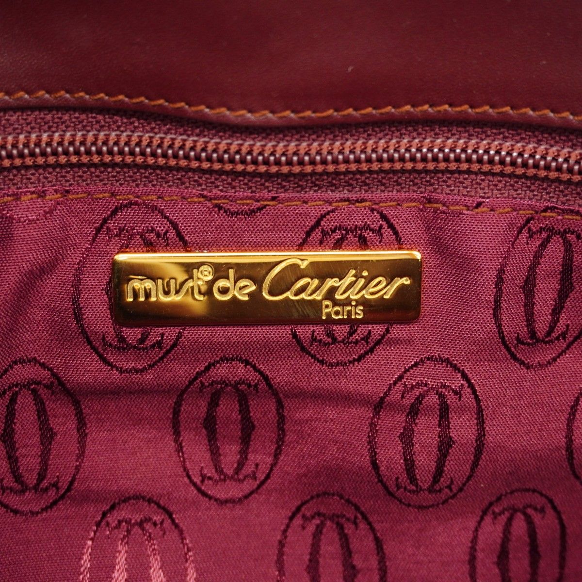 Cartier Clutch Must Leather Bordeaux Gold — view 5