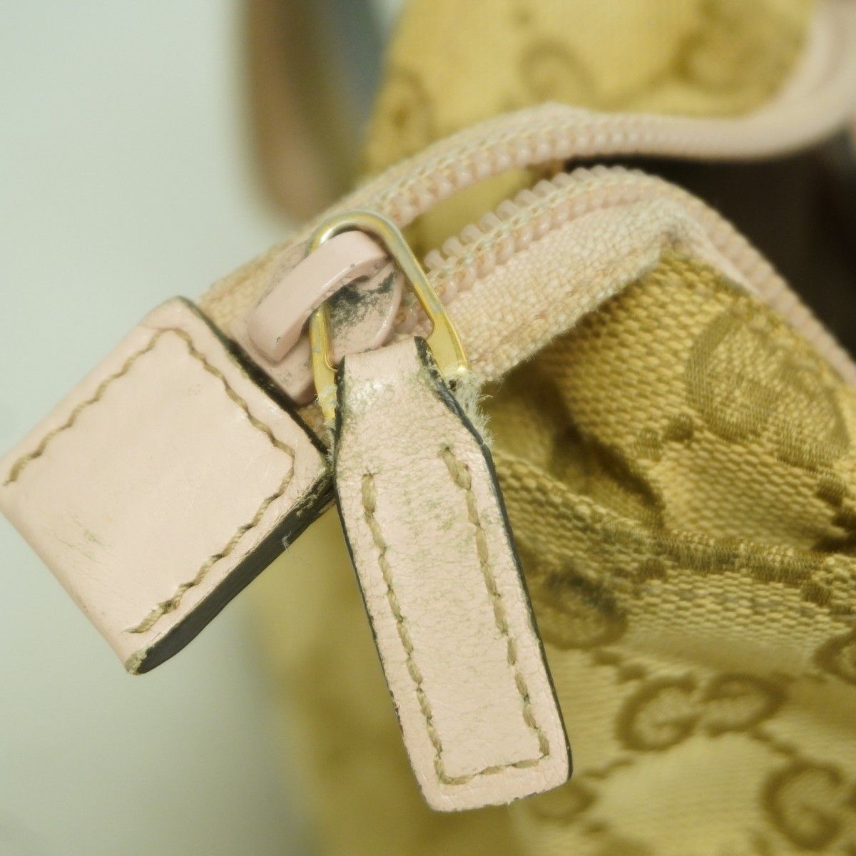 Gucci Handbag GG Canvas Beige Gold — view 8