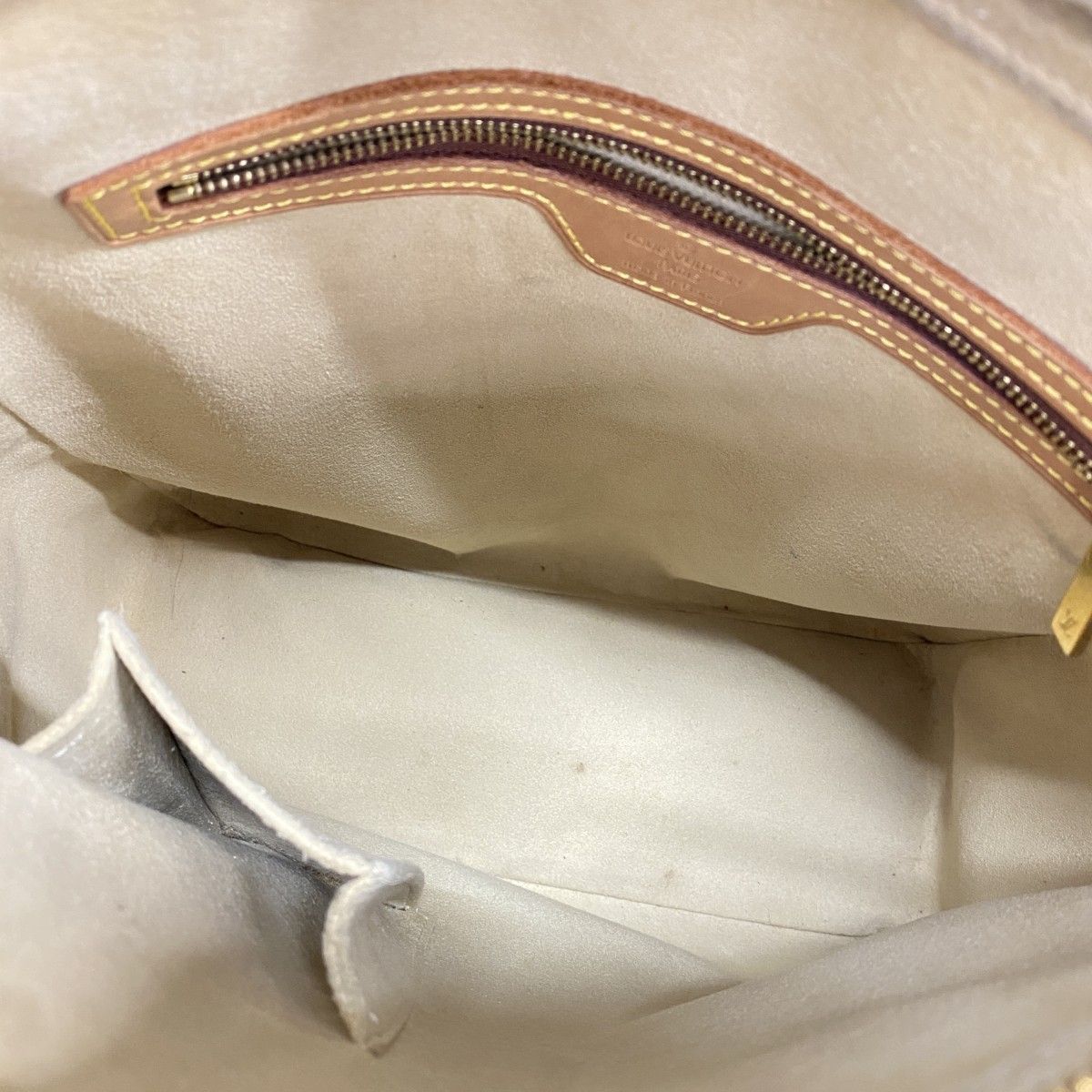Louis Vuitton Shoulder Bag Monogram Looping GM Brown — view 4
