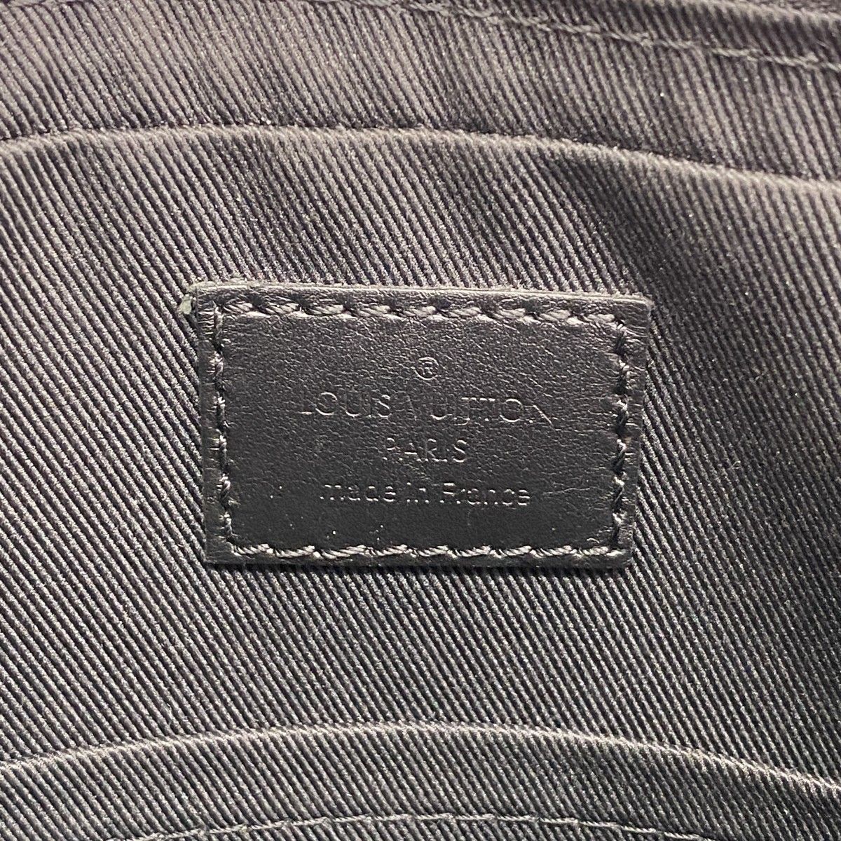 Louis Vuitton Shoulder Bag Monogram Eclipse Reverse Trio Messenger Black Gray — view 5