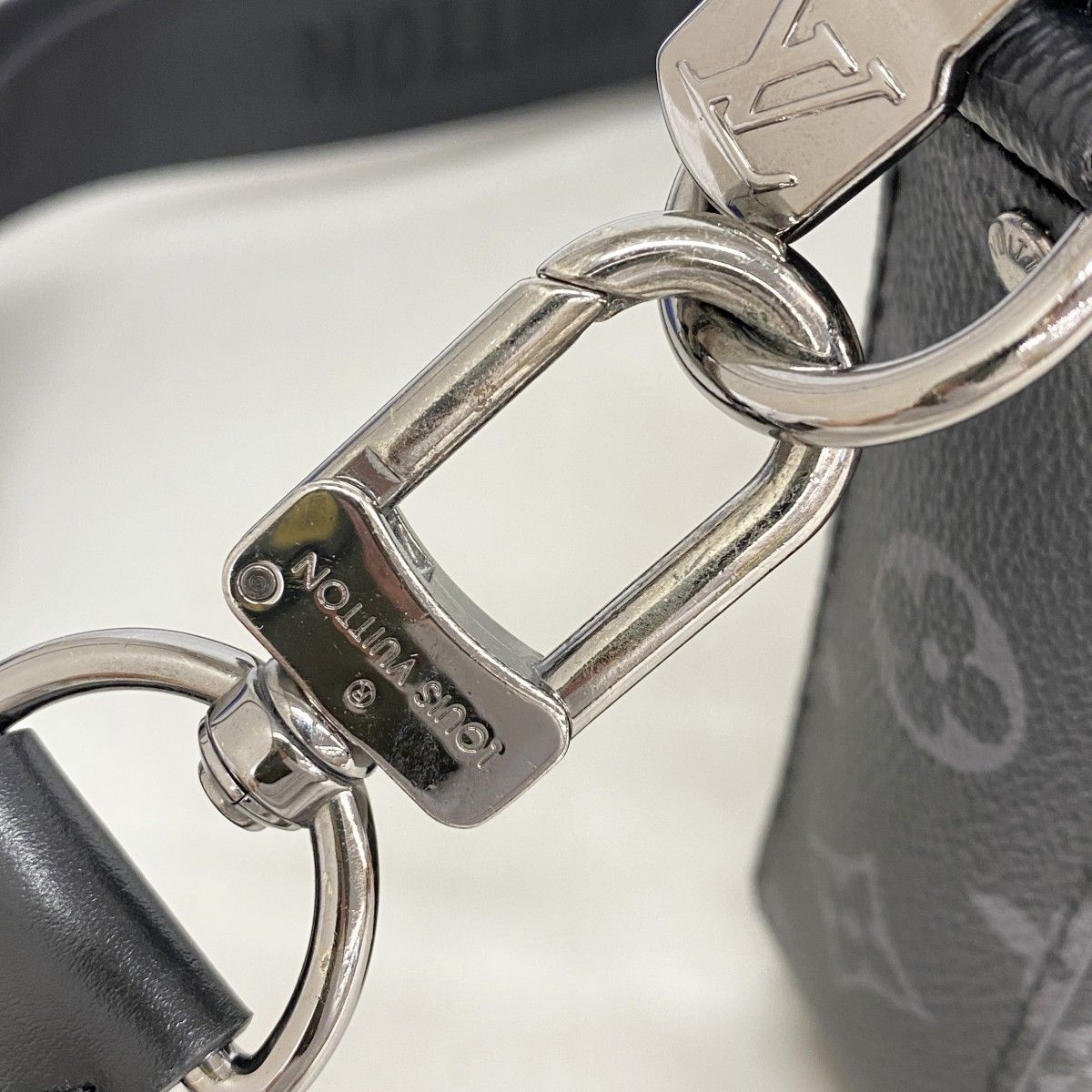 Louis Vuitton Shoulder Bag Monogram Eclipse Reverse Trio Messenger Black Gray — view 6