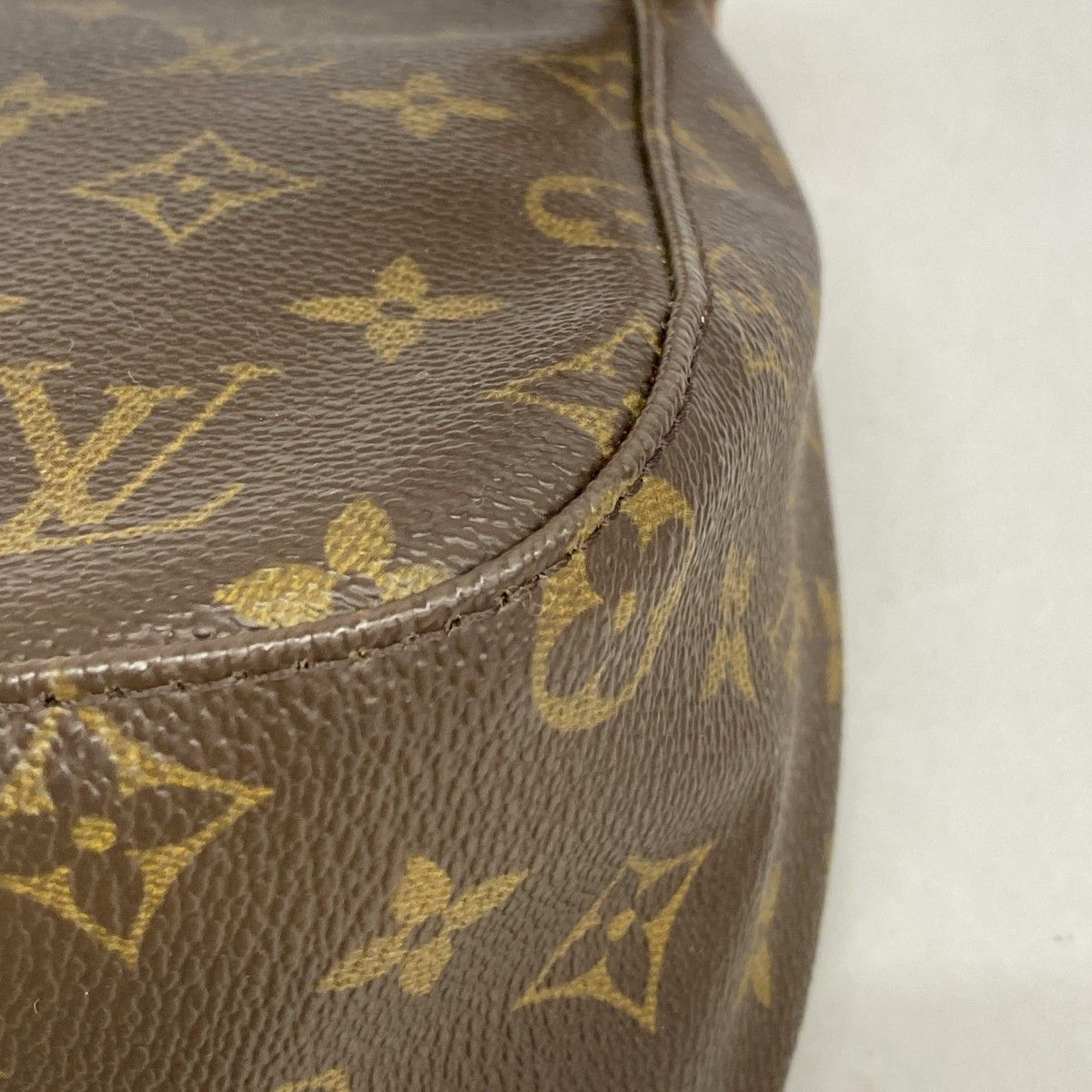 Louis Vuitton Shoulder Bag Monogram Looping MM Brown — view 7
