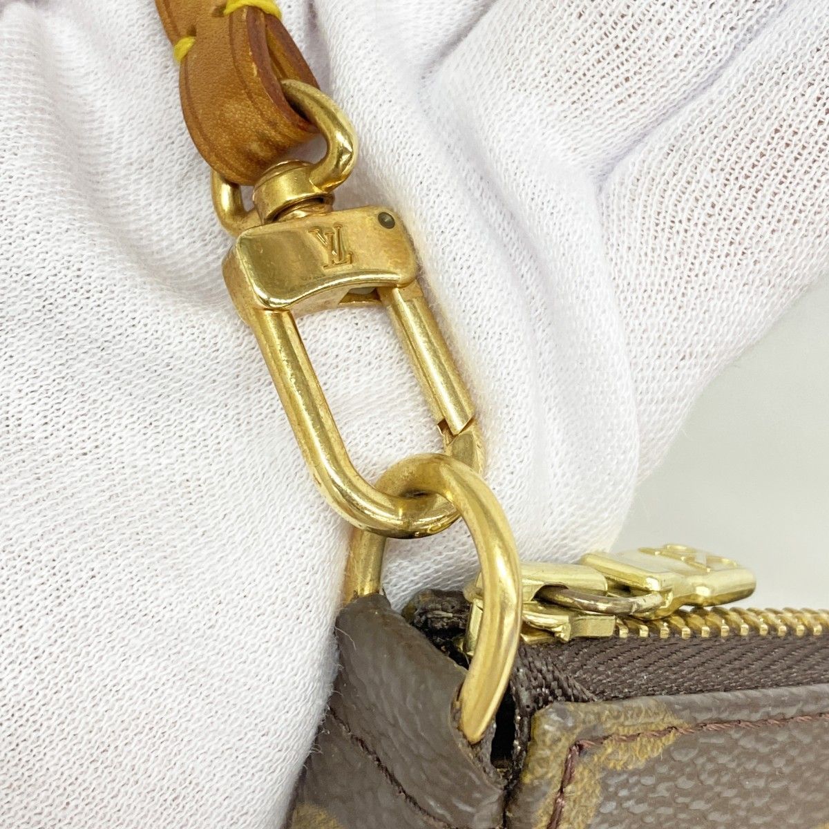 Louis Vuitton Pouch Monogram Pochette Soir Brown — view 7
