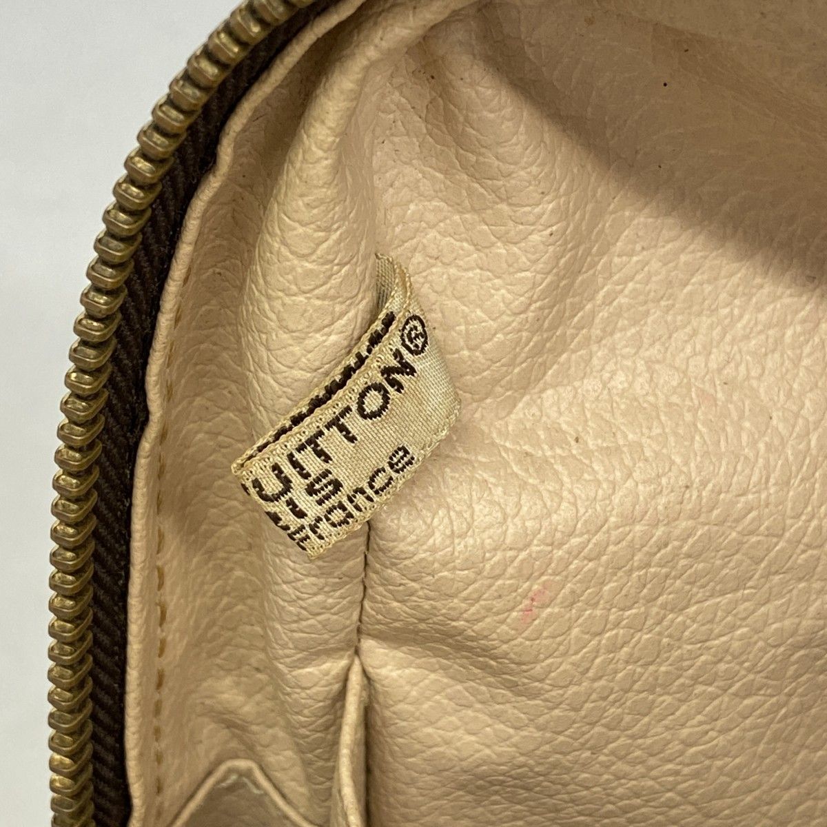 Louis Vuitton Pouch Monogram Trousse Toilet 28 Brown — view 5