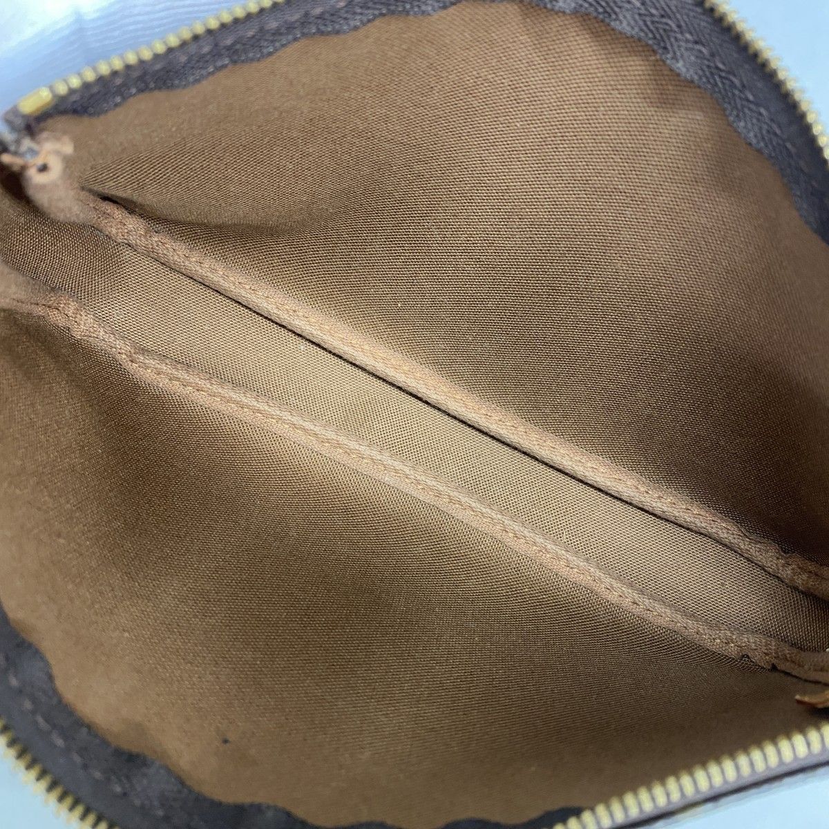 Louis Vuitton Pouch Monogram Pochette Soir Brown — view 4