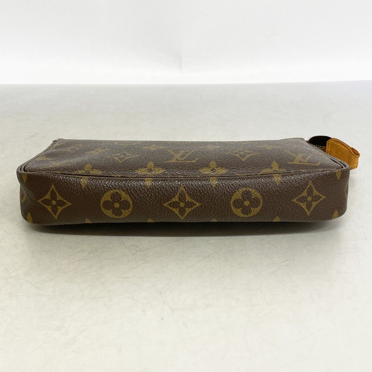 Louis Vuitton Pouch Monogram Pochette Soir Brown — view 3