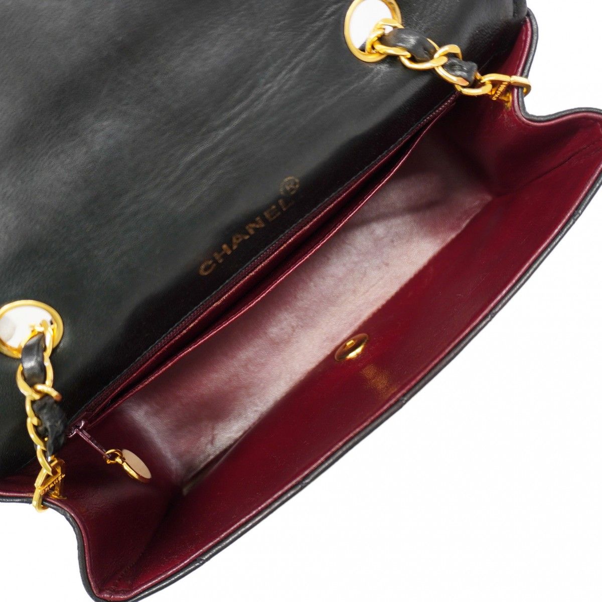 Chanel Shoulder Bag Diana Lambskin Black Gold — view 4