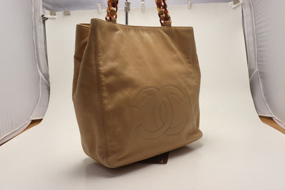 Chanel No 5 CC Logo Leather Tote Shoulder — view 4