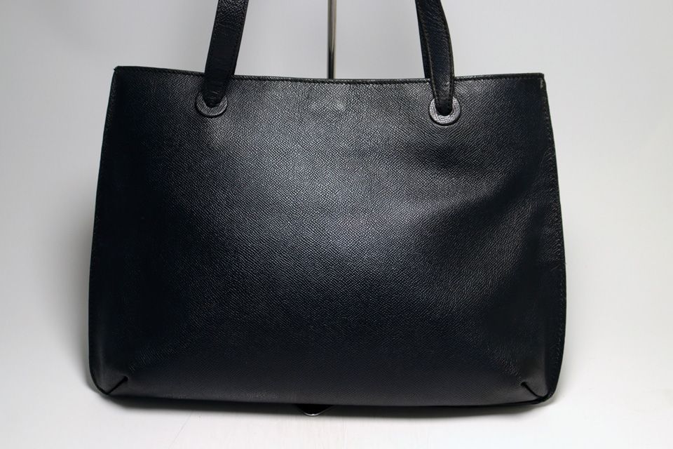 Chanel No 5 Caviar Leather Tote — view 2