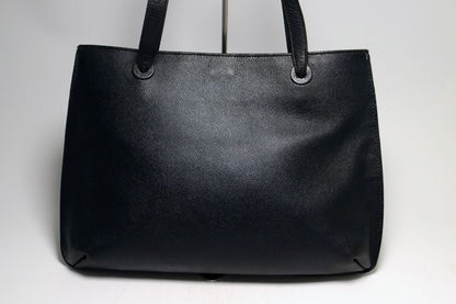 Chanel No 5 Caviar Leather Tote — view 2