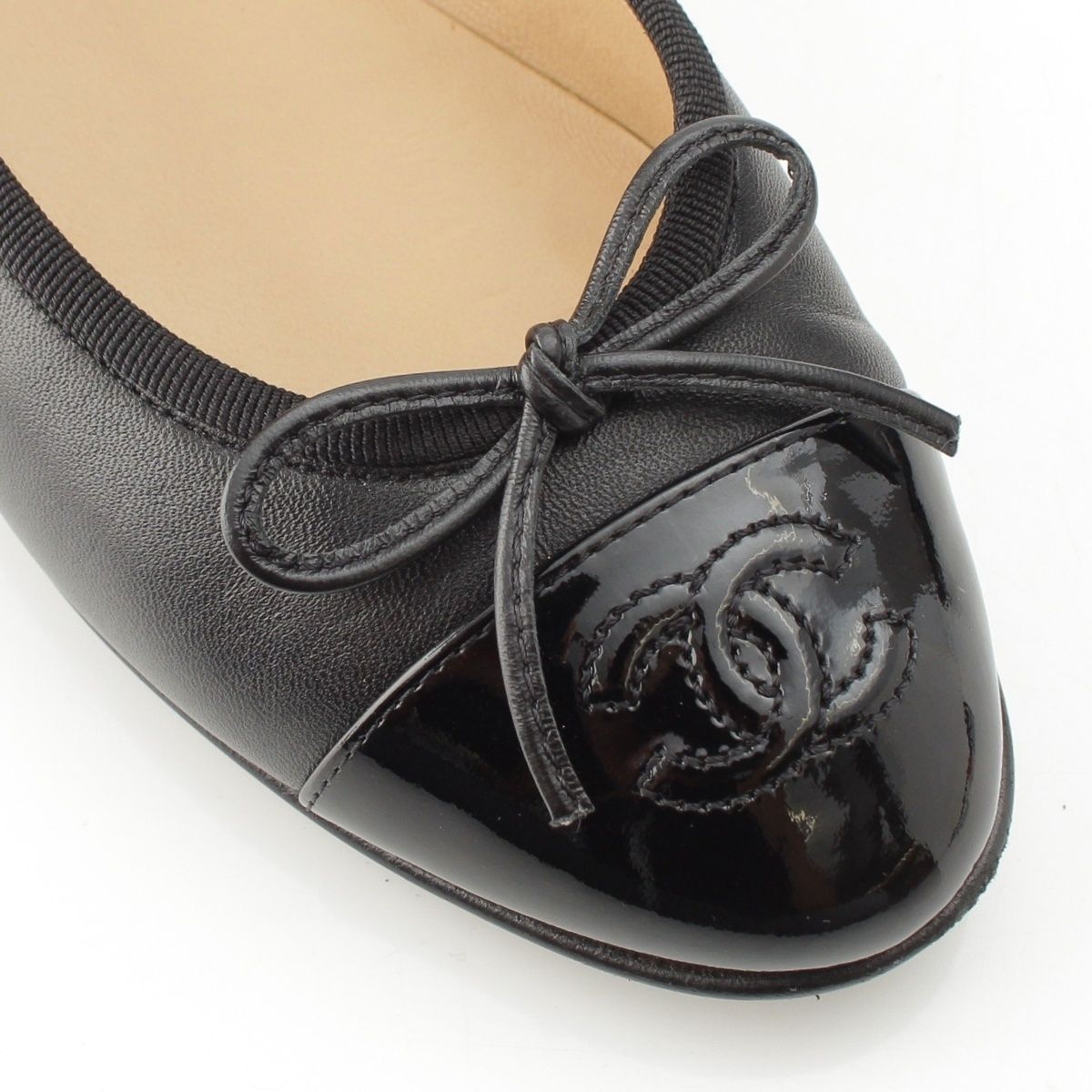 Chanel Leather CC Logo Flat Ballet Shoes Black — view 6