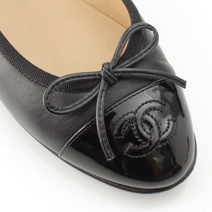 Chanel Leather CC Logo Flat Ballet Shoes Black — view 6