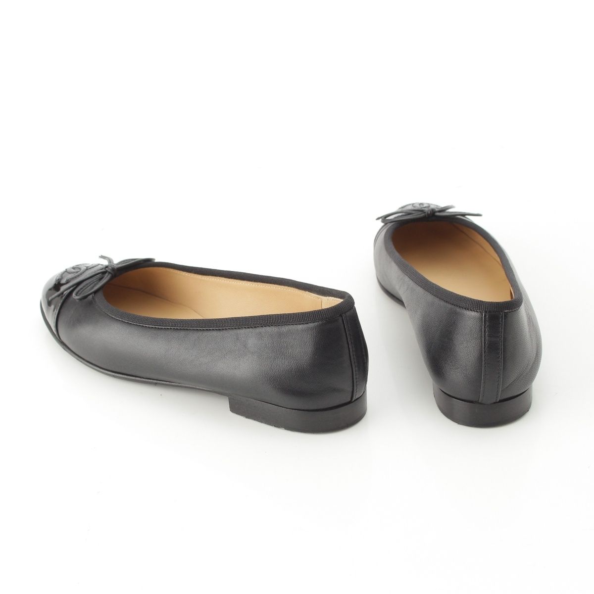 Chanel Leather CC Logo Flat Ballet Shoes Black — view 4