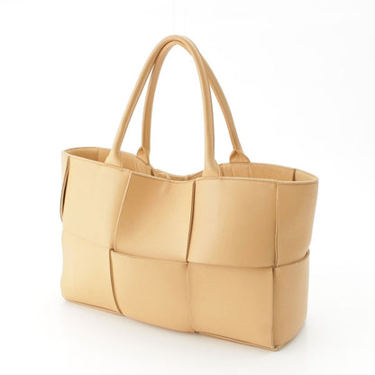 Bottega Veneta Maxi Intrecciato Arco Leather Tote Beige — view 2