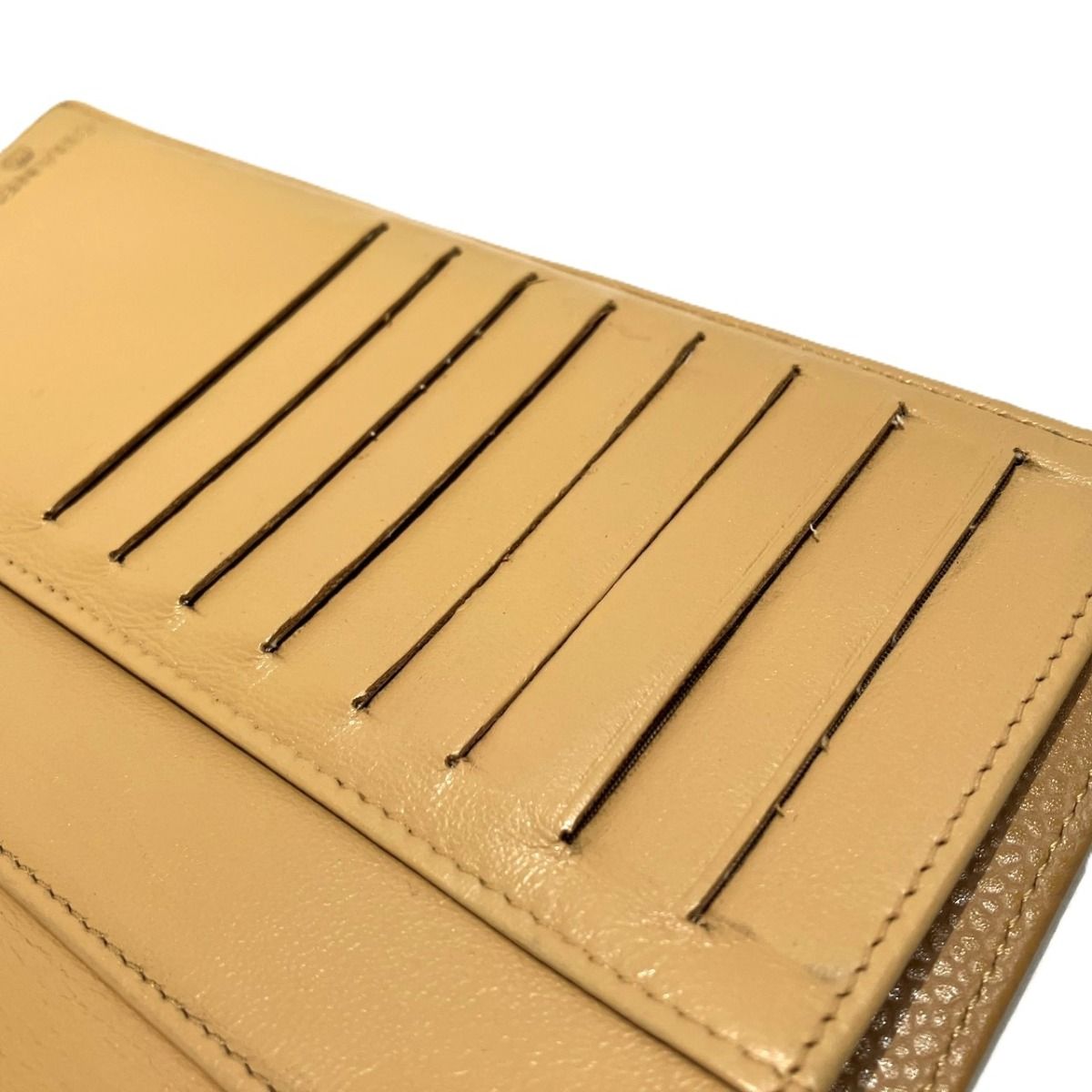 Chanel CC Logo Bifold Wallet Caviar Leather — view 7