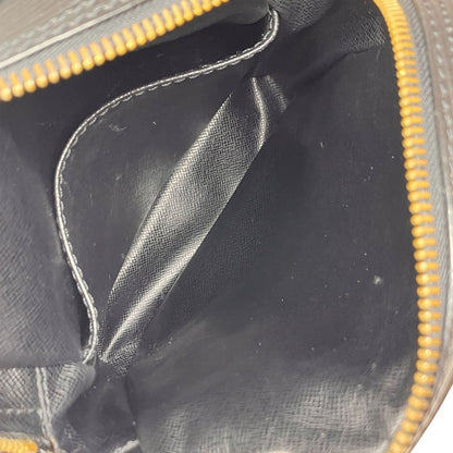 Louis Vuitton Danube Epi Shoulder Bag Leather — view 7