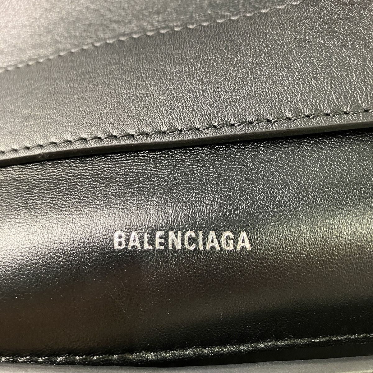 Balenciaga Downtown Shoulder Bag Leather — view 4