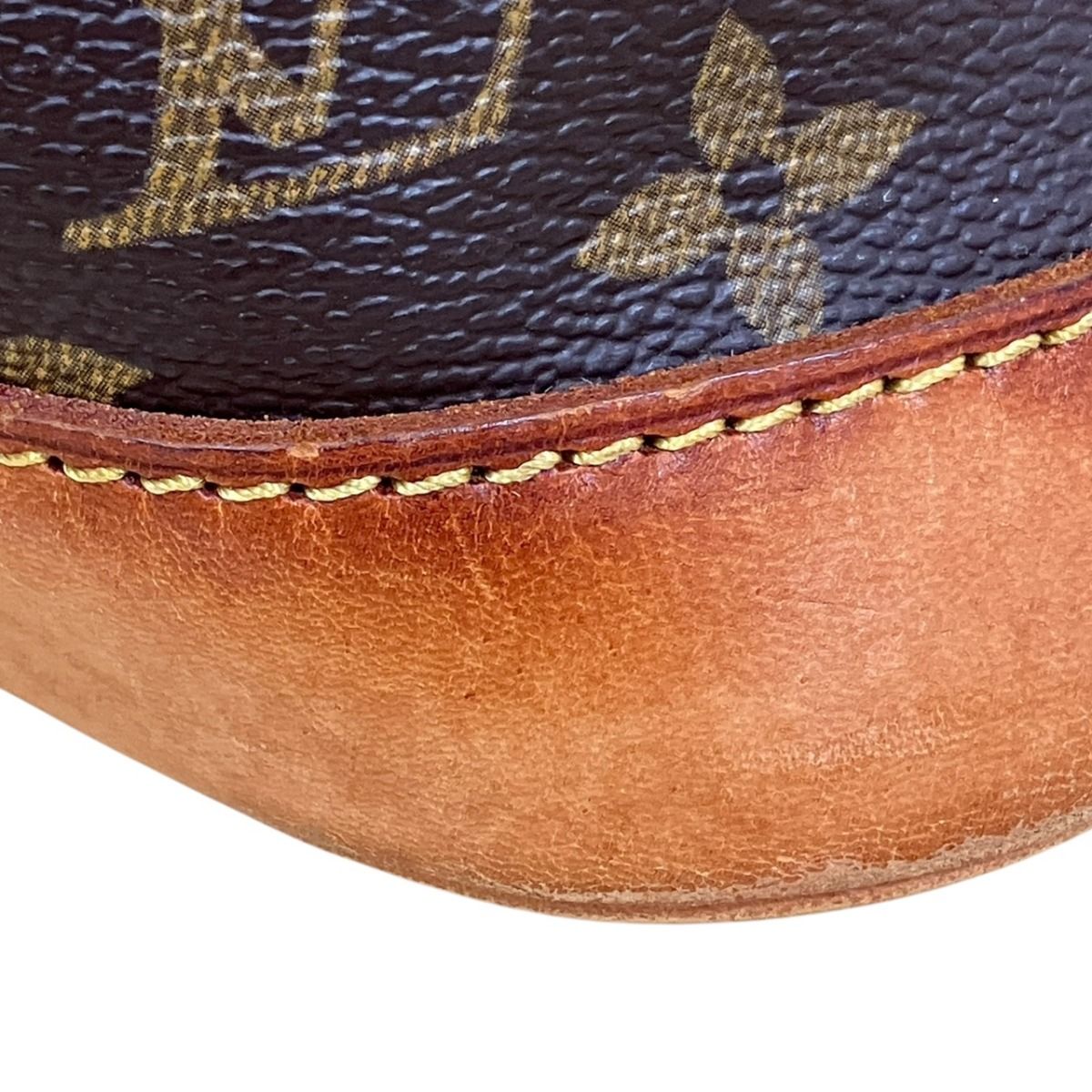 Louis Vuitton Alma PM Monogram Handbag Canvas — view 8