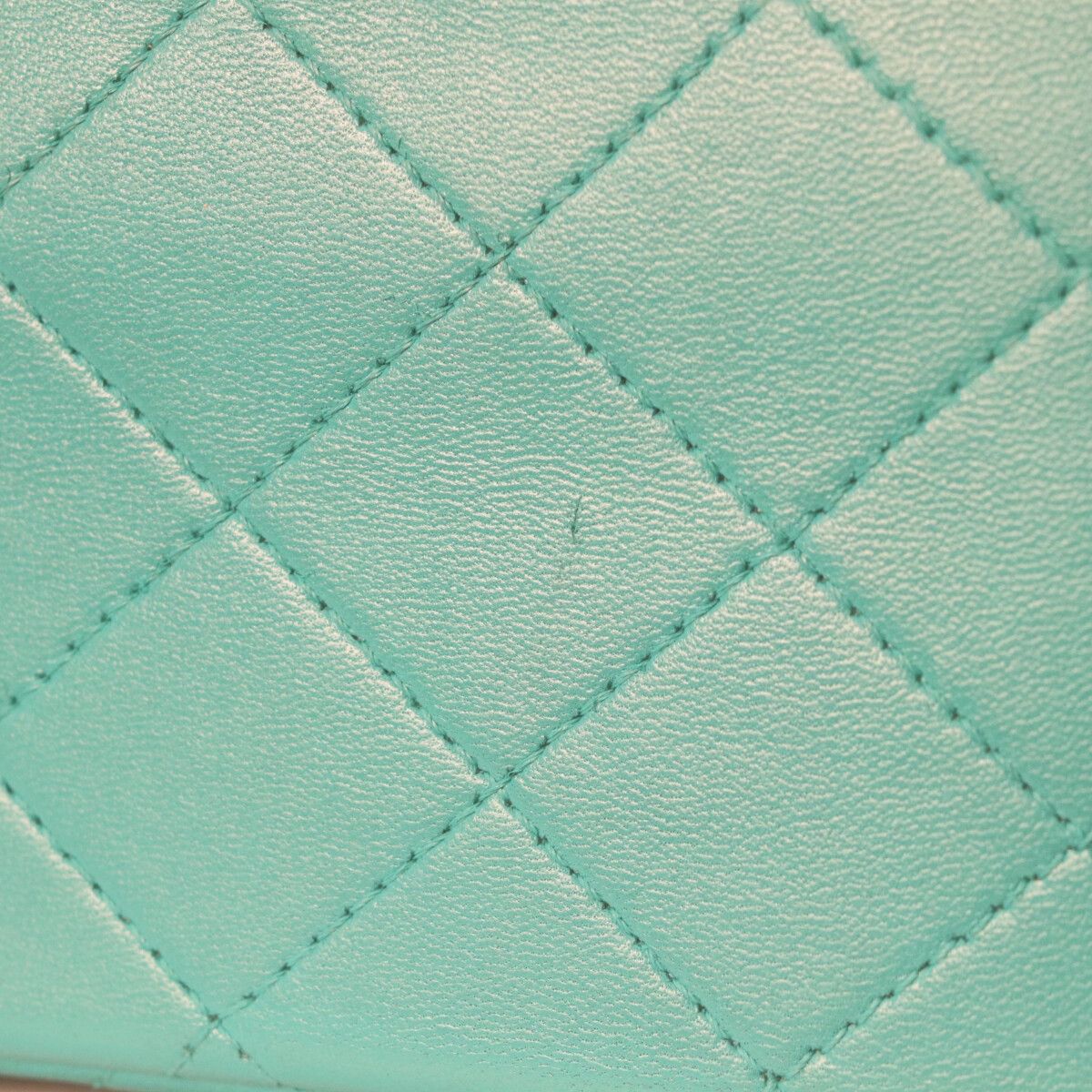 Chanel 23 Emeraldgreen Rum Gold Mini Quilted 17 Shoulder — view 7