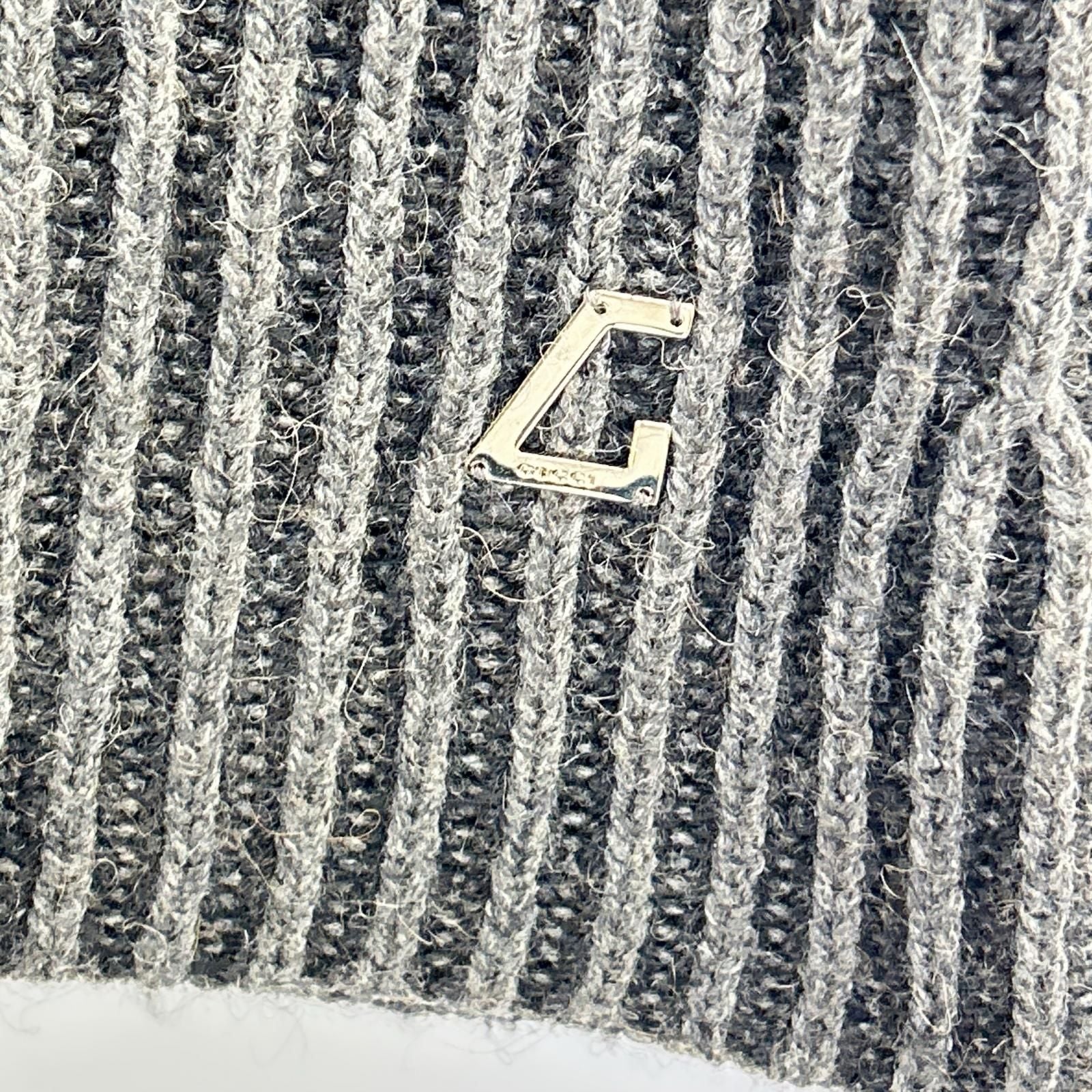 Gucci Gray Sleeveless Knit Sweater — view 4