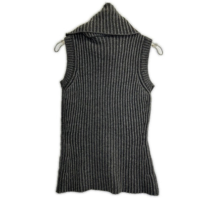 Gucci Gray Sleeveless Knit Sweater — view 2
