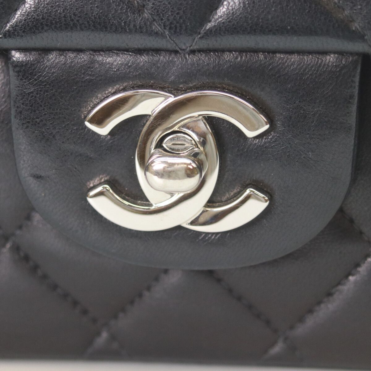 Chanel Black Lamb Silver Quilted 25 Shoulder — view 6
