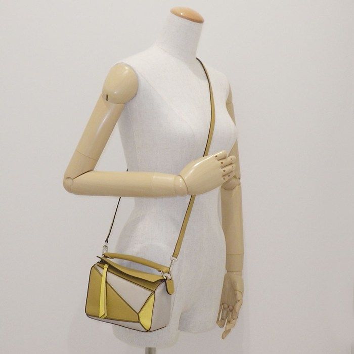Loewe Shoulder Bag Mini Yellow Classiccalfskin Silver — view 8