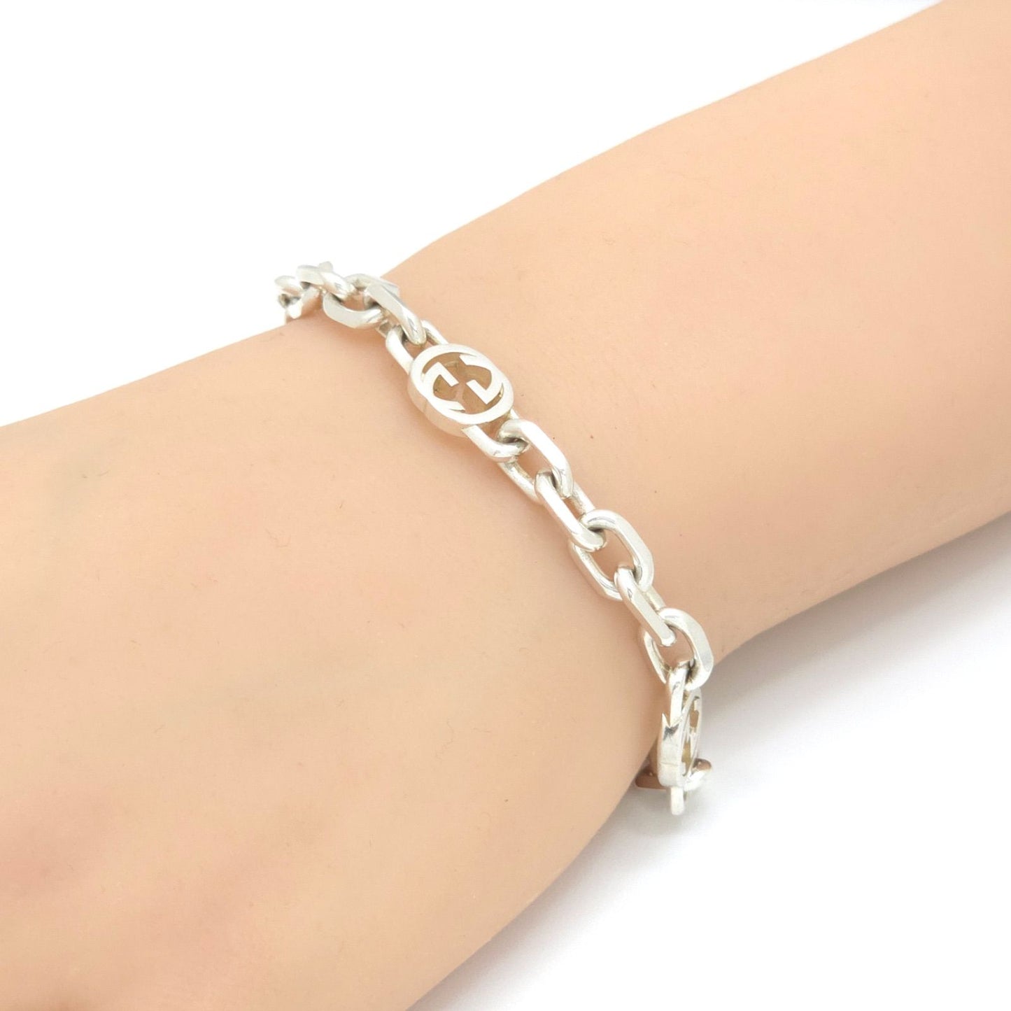 Gucci Interlocking G Chain Bracelet 19.3 Shiny Finish Sterling Silver Box — view 2