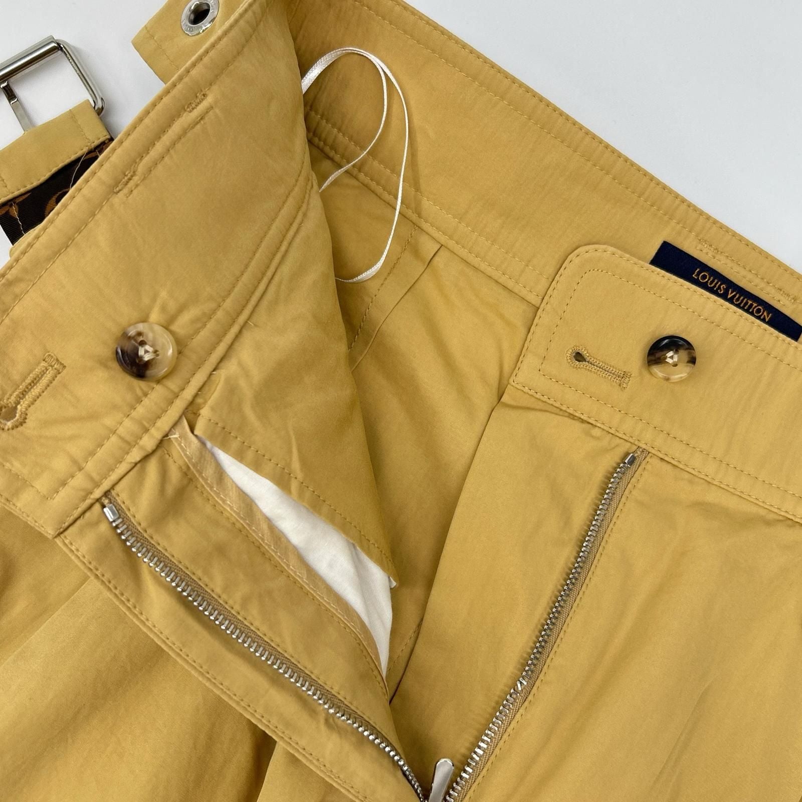 Louis Vuitton Beige Monogram with Belt Pants 36 — view 7
