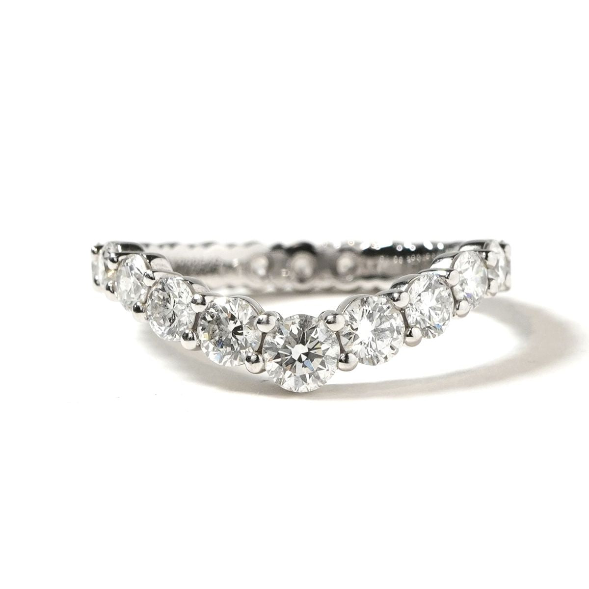 Harry Winston Bandring Diamond Ring