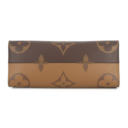 Louis Vuitton Tote Monogram Reverse Giant On The Go MM Handbag 2-Way — view 3
