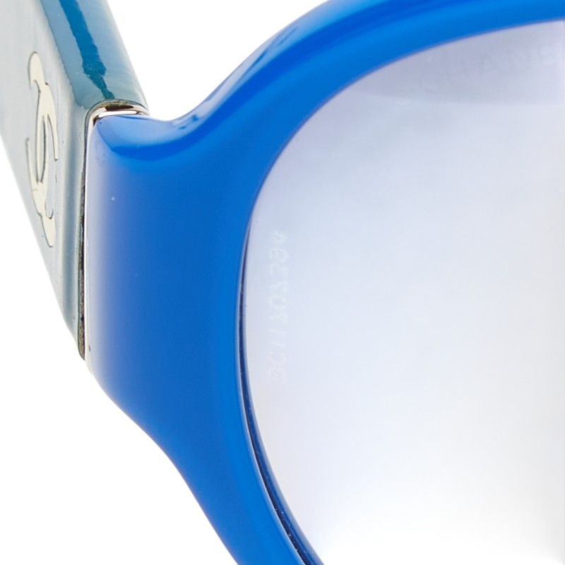 Chanel CC Logo Gradient Sunglasses Blue Acetate Eyewear — view 4