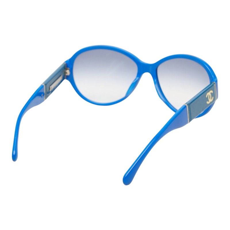Chanel CC Logo Gradient Sunglasses Blue Acetate Eyewear — view 3