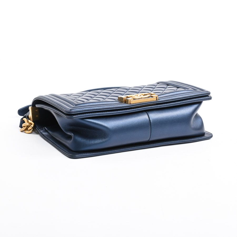 Chanel Shoulder Bag — view 5
