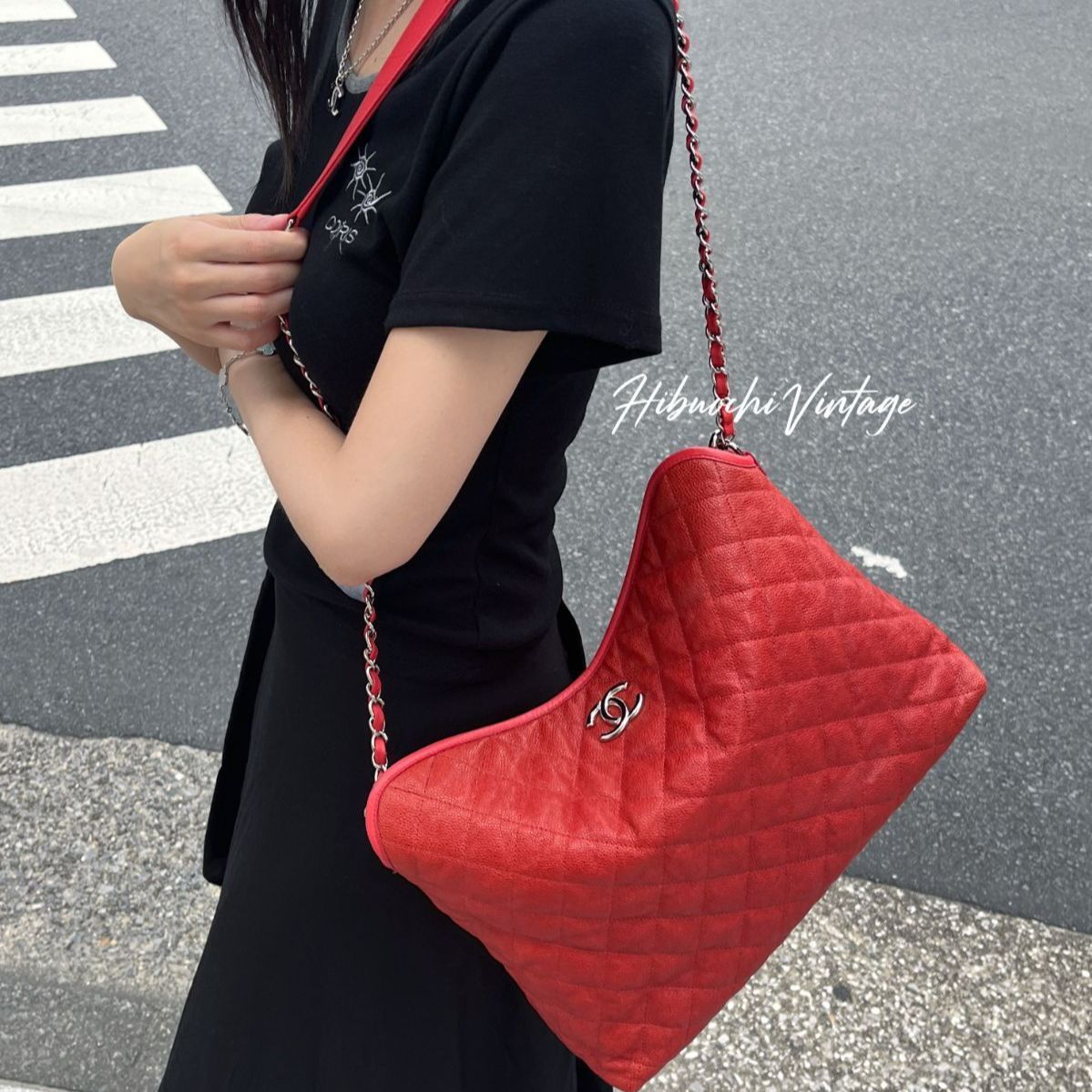 Chanel French Riviera Quilted CC Logo Shoulder Bag Caviar Leather Red Silver — view 3