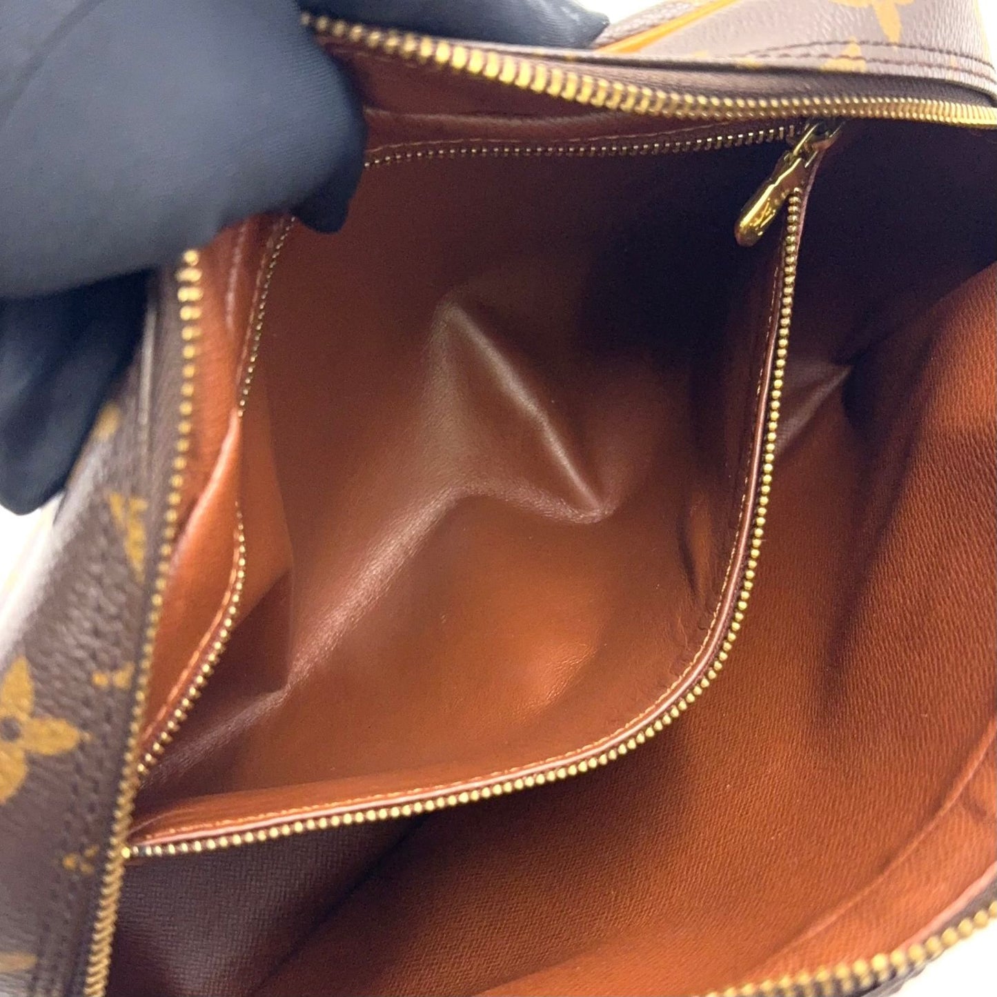 Louis Vuitton Trocadero 27 Monogram Leather Brown Shoulder Bag Gold — view 5