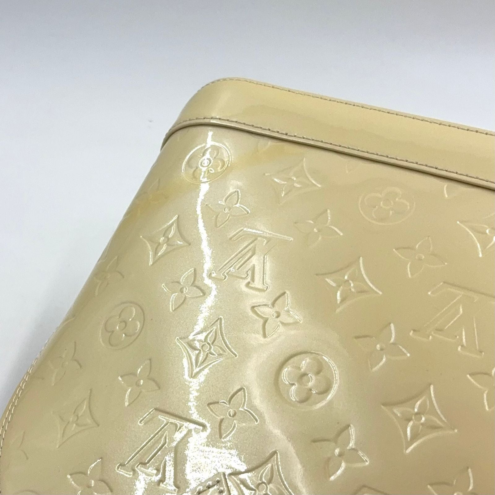 Louis Vuitton Alma PM Monogram Vernis Enamel Light Yellow Handbag Gold — view 6